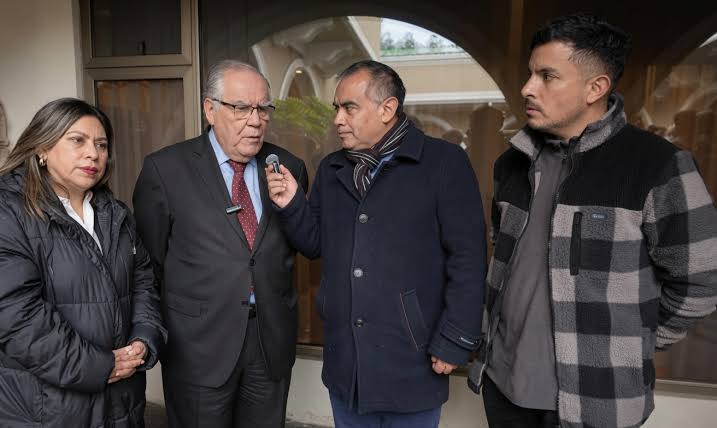 Alcalde de La Ligua junto a agricultores y floricultores solicitan a Ministro de Agricultura más apoyo para familias campesinas afectadas por el fuerte temporal